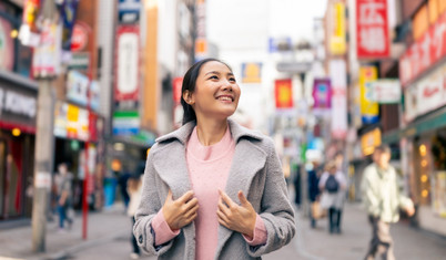 Japonya maskeleri çıkarttı: Bir millet gülümsemeyi yeniden öğreniyor