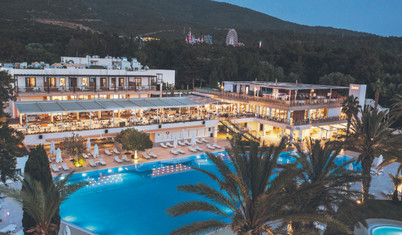 Mavi bayraklı koyda hazine avı