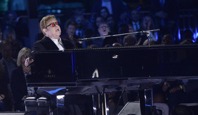 Elton John'dan görkemli veda