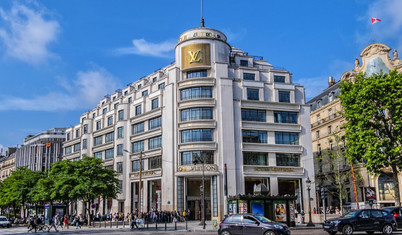 Louis Vuitton, Paris’te kiracı olduğu ikonik binayı satın aldı