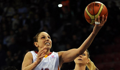 Diana Taurasi, WNBA’de 10 bin barajını aşan ilk oyuncu oldu