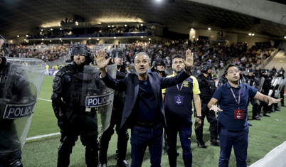 Fenerbahçe'den olaylı Maribor maçı sonrası açıklama: Tüm sürecin takipçisi olacağız