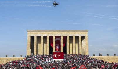 On binlerce kişi Atatürk'ün huzurunda toplandı: Anıtkabir'de 29 Ekim Cumhuriyet Bayramı