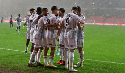 Rıza Çalımbay'la 2'de 2: Beşiktaş Samsunspor deplasmanından 3 puanla dönüyor