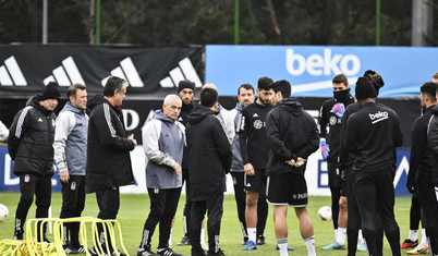 Beşiktaş'ta 4 futbolcu, Fenerbahçe derbisinde forma giyemeyecek