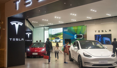 Çinli BYD ile rekabet kızıştı, Tesla'dan daha büyük indirim geldi