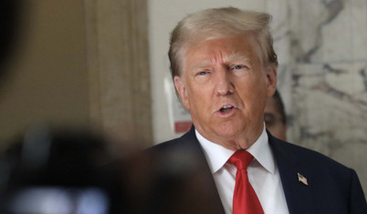 Trump 'emlak dolandırıcılığı' davası için mahkemede