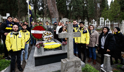 Lefter Küçükandonyadis vefatının 12. yılında anıldı