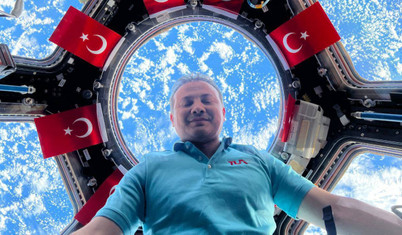 Alper Gezeravcı 16.22'de Dünya'ya inecek
