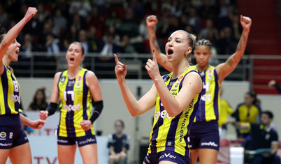 CEV Şampiyonlar Ligi'nde Fenerbahçe Opet yarı finale yükseldi