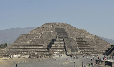 Meksika'nın gizemini koruyan Teotihuacan piramitlerine yılda 2 milyona yakın ziyaretçi