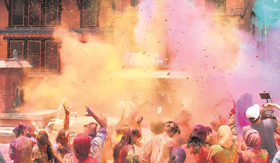 Dünyanın en renkli festivali Holi
