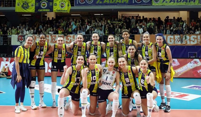 Eczacıbaşı Dynavit'i yenen Fenerbahçe Opet final serisinde önde