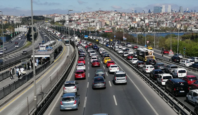 İstanbul'da bayramın ilk günü trafik yoğunluğu yüzde 63'ü gördü