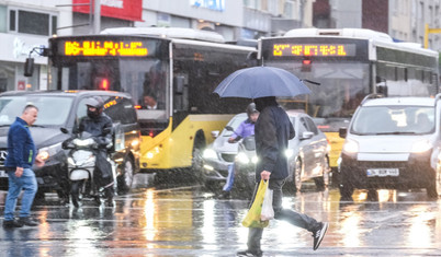 AKOM: İstanbul'un farklı bölgelerinde metrekareye 15 ila 50 kilogram arasında yağış düştü