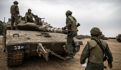 İsrail ordusunda birkaç saat içinde üst düzey iki istifa geldi