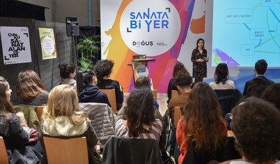 Genç sanatçıları destekleme misyonuyla kuruldu: Sanata Bi Yer’in yeni seminer serisi başlıyor