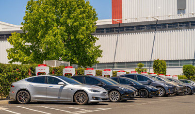 Satışları düşen Tesla 3 bine yakın çalışanının işine son veriyor