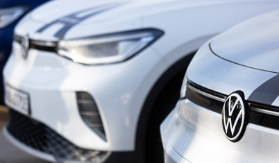 Volkswagen'den elektrikli araç hamlesi: Rivian'a 5 milyar dolar yatırım yapacak