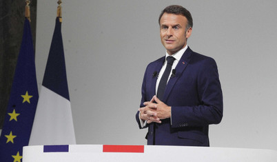 Fransa'da Macron'un yeni hükümetin hemen kurulamayacağı mesajına tepki çekti