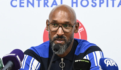 Nicolas Anelka 'Ümraniyespor kötü yönetiliyor' dedi, istifa etti