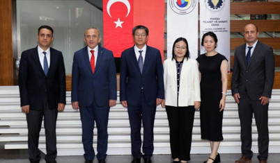 Türkiye'ye 1 milyar dolar yatırım kararı alan BYD yetkilileri Manisa'ya gitti