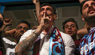 Savic imza için Trabzon'da