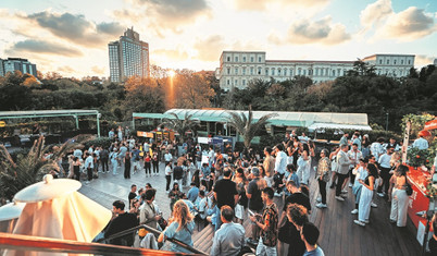 Festivallerle eylüle merhaba