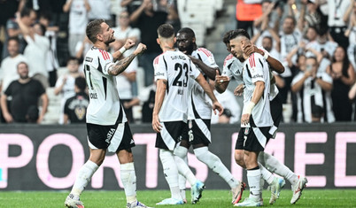 Beşiktaş Sivasspor'u 2-0 yenerek milli araya 3'te 3 ile girdi