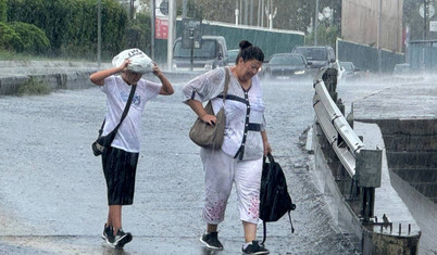 İstanbul'da aralıklarla kuvvetli yağış etkili oluyor