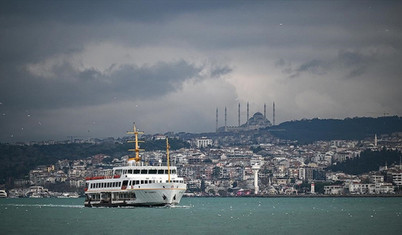 İstanbul'da yarın akşamdan itibaren hava sıcaklıkları 4 ila 8 derece düşecek