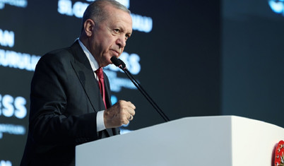 Erdoğan'dan ekonomi programı açıklaması: Tüm harcamalarda tasarruf bilincini ön planda tutuyoruz