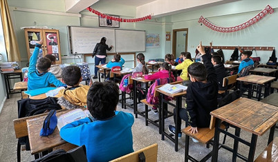 İlk ara tatilin ardından yarın okullarda ders zili çalacak