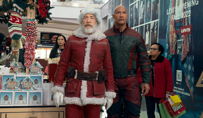 Red One gişede beklentileri karşılamadı: Dwayne Johnson'lı film 34 milyon dolarla yavaş bir başlangıç yaptı