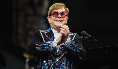Elton John: Görme kaybı yaşıyorum, şarkı sözlerini bile okuyamıyorum