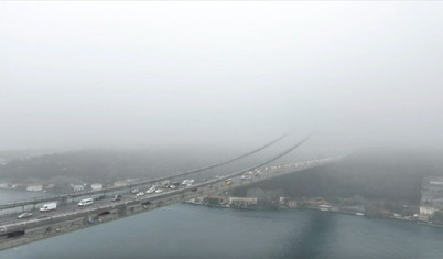 İstanbul'a yağan dolu değil: Kar topağı yağıyor