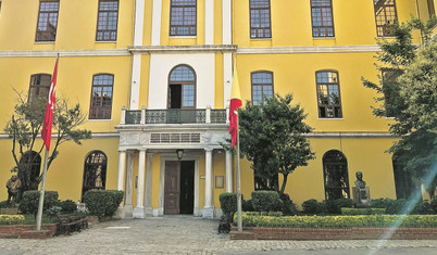 Öğrenci değişim programında mektup krizi