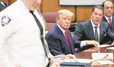 Trump hukuktan üstün mü?