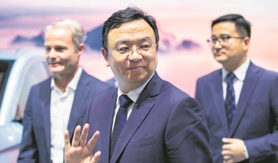 Asırlık otomotiv devlerini sarsan CEO