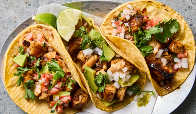 Kolay tavuklu taco