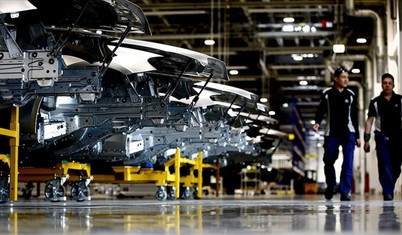 Trump sinyali verdi: Otomobilde yüzde 25'lik gümrük vergisi artırılabilir
