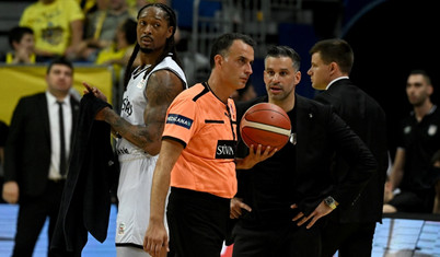 Beşiktaş'tan derbideki hakem yönetimine tepki: Yener Yılmaz’ı parkelerde görmek istemiyoruz