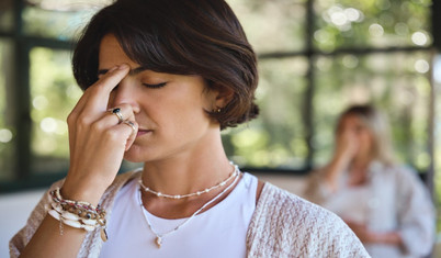 CNN uzmanlara sordu: Yüz yogası gerçekten işe yarıyor mu?