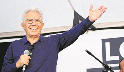 Zülfü Livaneli Danimarka Louisiana Edebiyat Festivali’nde