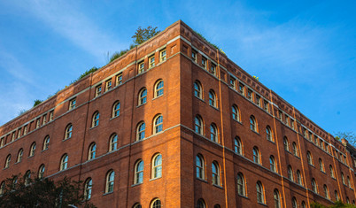 Ünlülerin milyon dolarlık emlak trafiği: Brad Pitt, 12 milyon dolara Hollywood Hills'te ev aldı