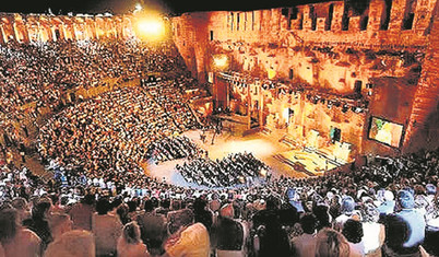 Antik kentlerde festival zamanı