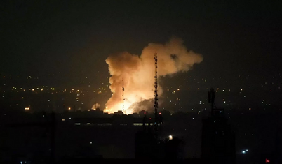 İsrail, Lübnan'da mülteci kampı vurdu