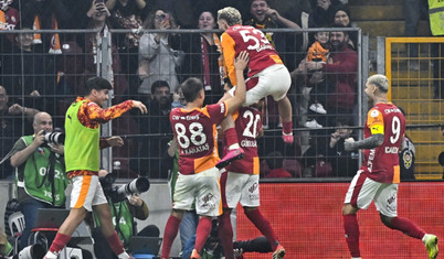 Galatasaray geriye düştüğü maçta 3 golle Gençlerbirliği'ni geçti