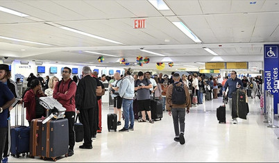 Şükran Günü tatilinden dönenler havalimanlarında mahsur kaldı: ABD'de iki günde 2 bin 500 uçuş iptal edildi