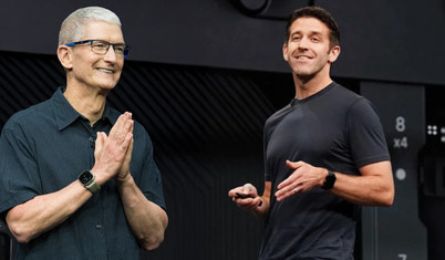 Apple CEO'su Tim Cook, koltuğunu John Ternus'a mı devredecek?